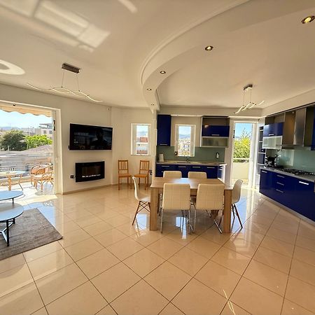 Sunny Home: Acropolis View with Private Jacuzzi Athens Exterior photo