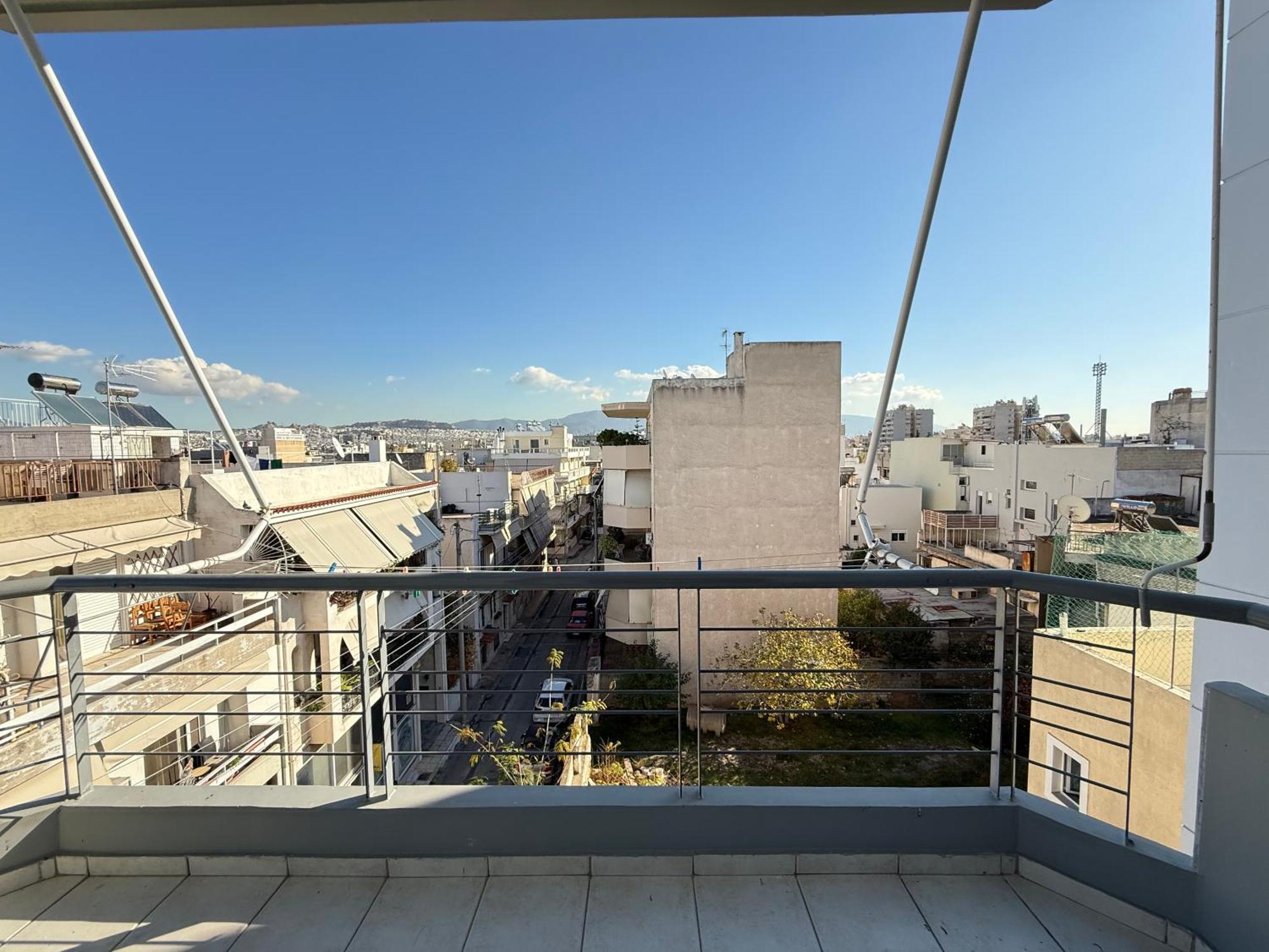 Sunny Home: Acropolis View with Private Jacuzzi Athens Room photo