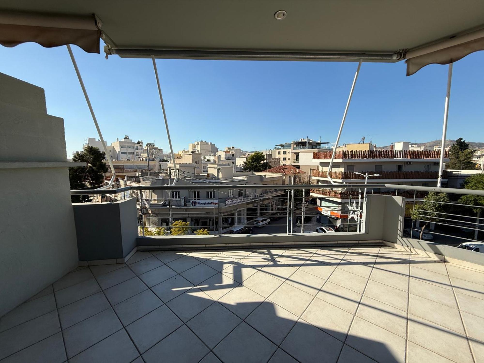 Sunny Home: Acropolis View with Private Jacuzzi Athens Room photo
