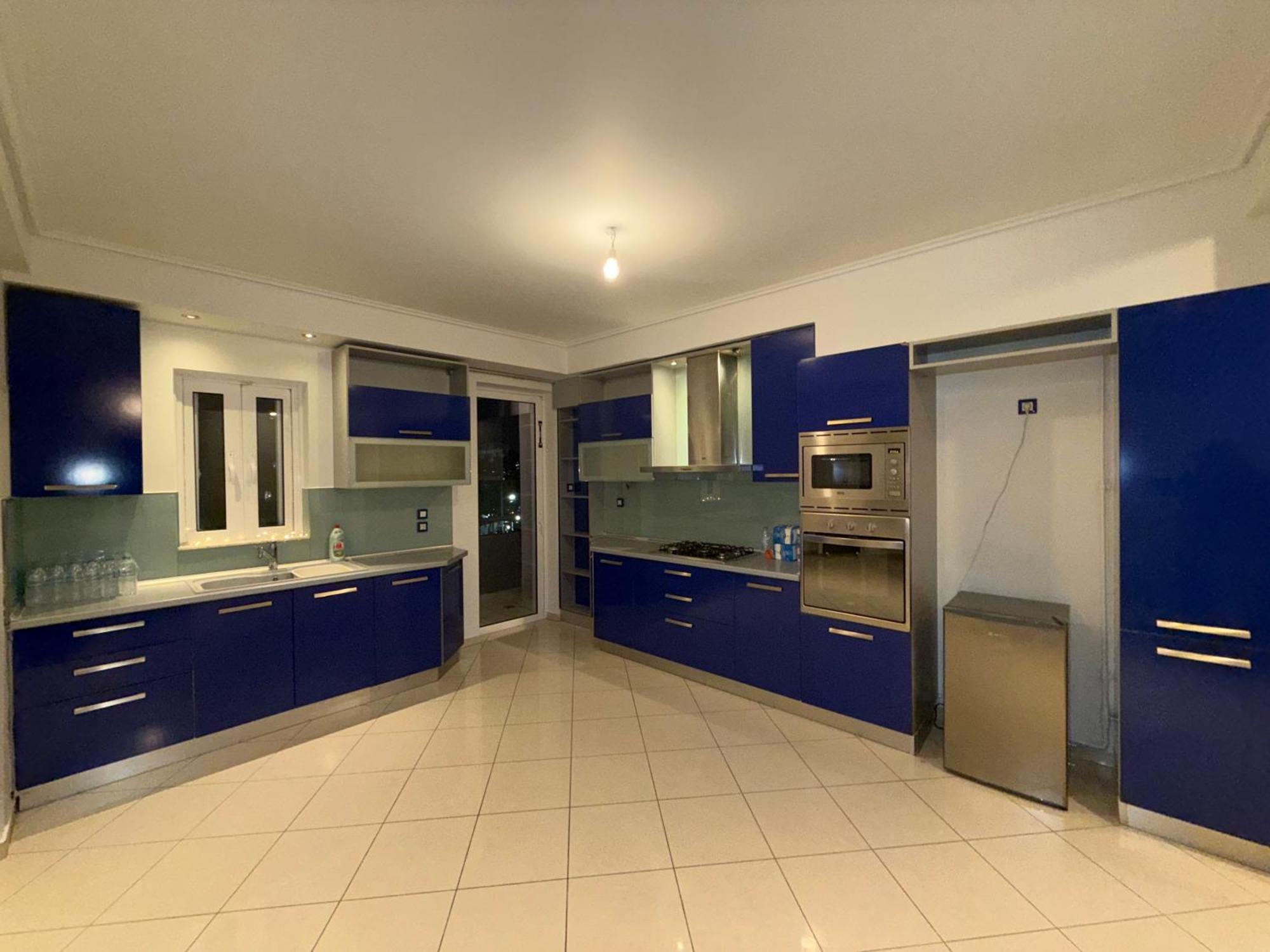Sunny Home: Acropolis View with Private Jacuzzi Athens Room photo