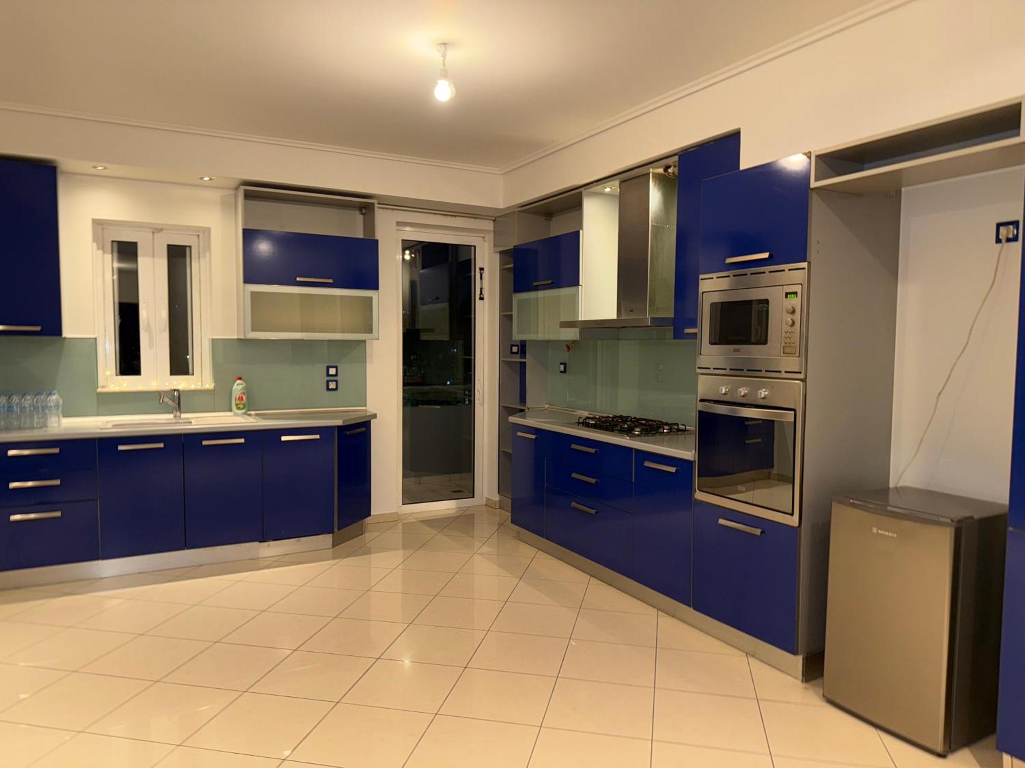 Sunny Home: Acropolis View with Private Jacuzzi Athens Room photo